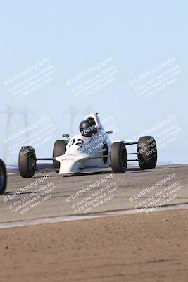 media/Oct-26-2025-CalClub SCCA (Sun) [[8ce1e69566]]/Group 6/Grapevine/